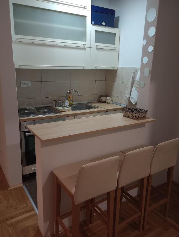 Stan U Krnjaci Apartment Beograd Bagian luar foto